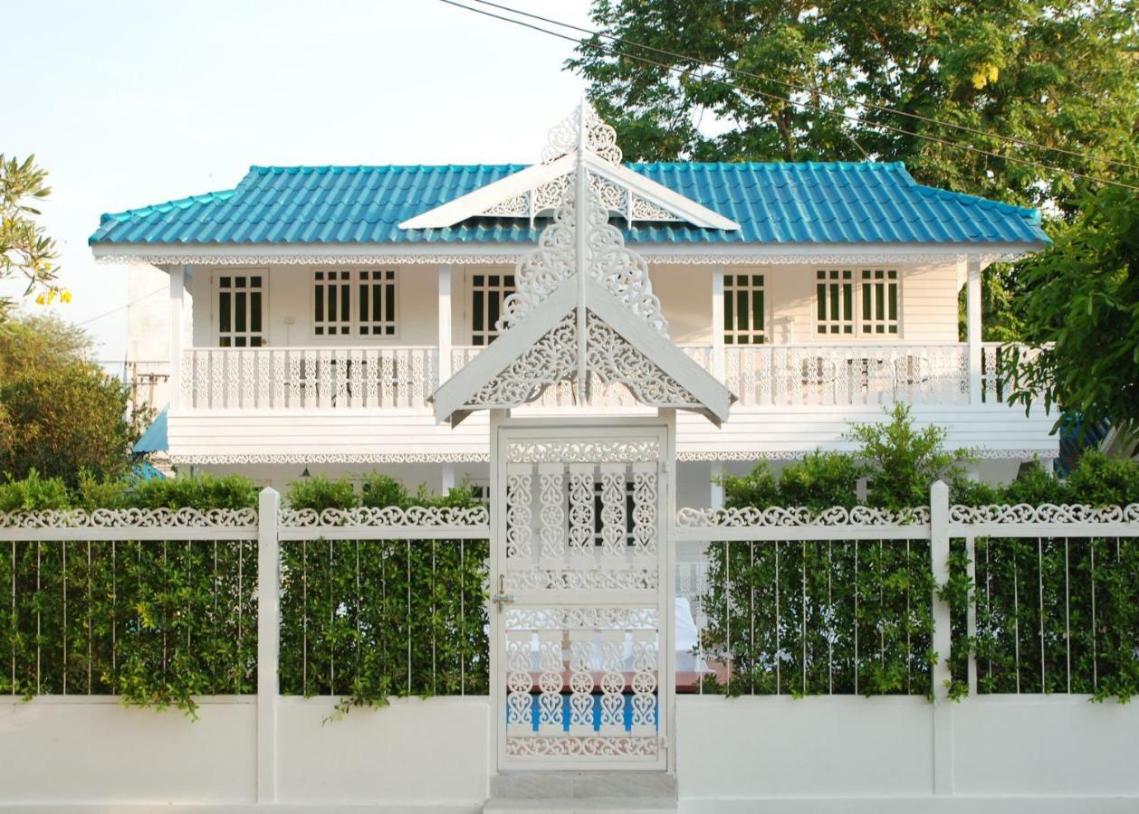 Baan Luang Harn Гостевой дом